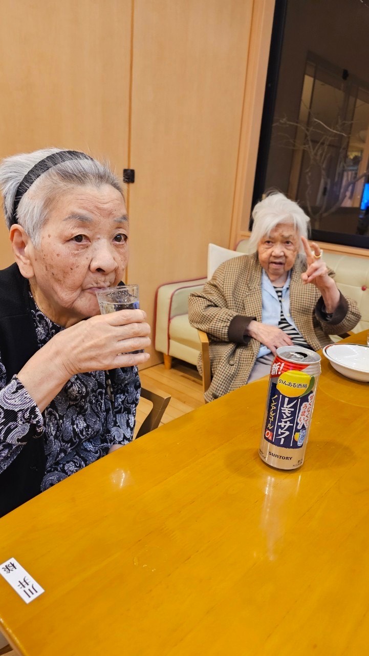 ć€§æŠæ„ăźăç„ăăăăŸăă