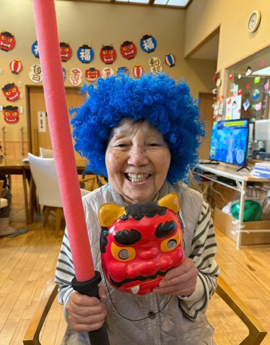 今年も節分の季節を迎え、ホーム内で豆まきを行いました