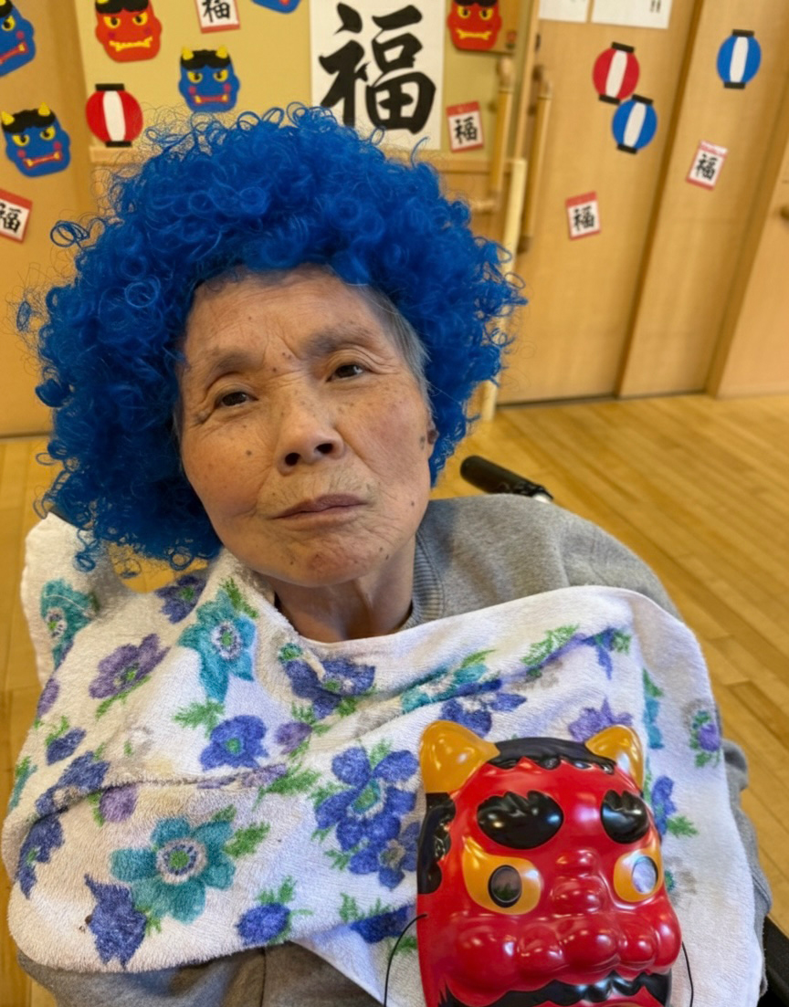 今年も節分の季節を迎え、ホーム内で豆まきを行いました