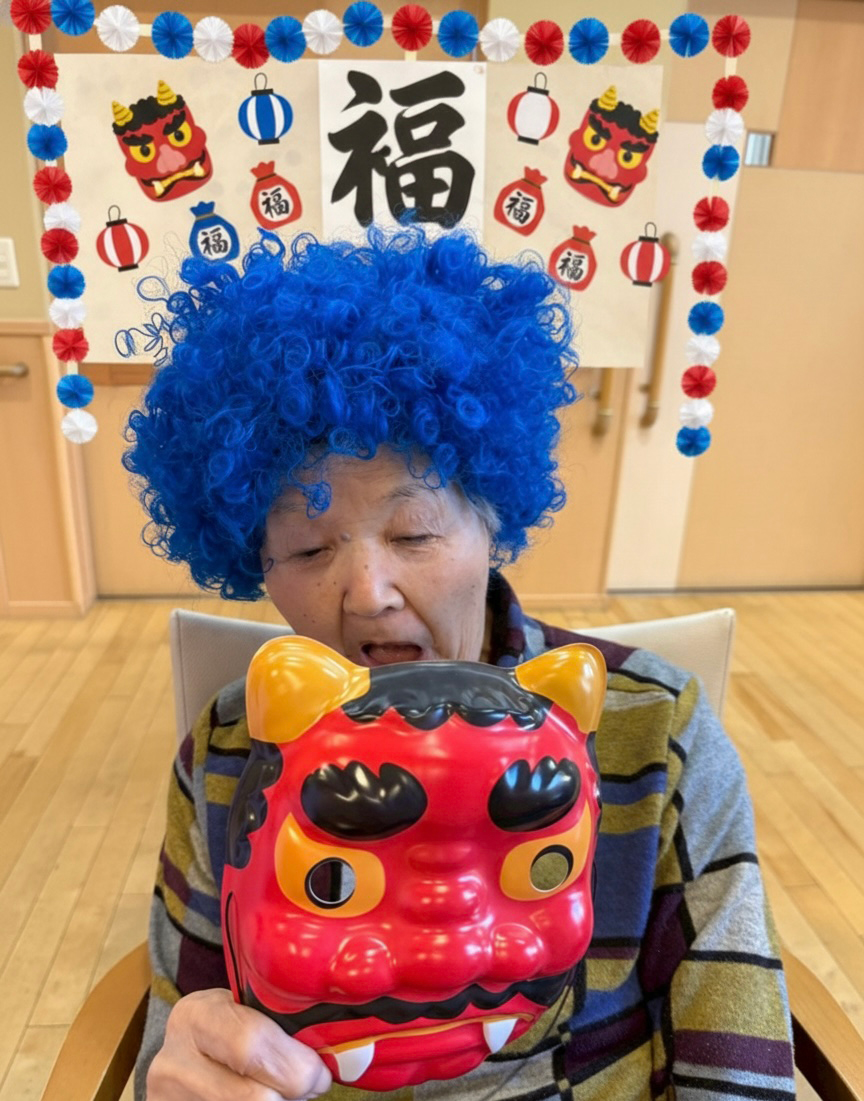 今年も節分の季節を迎え、ホーム内で豆まきを行いました