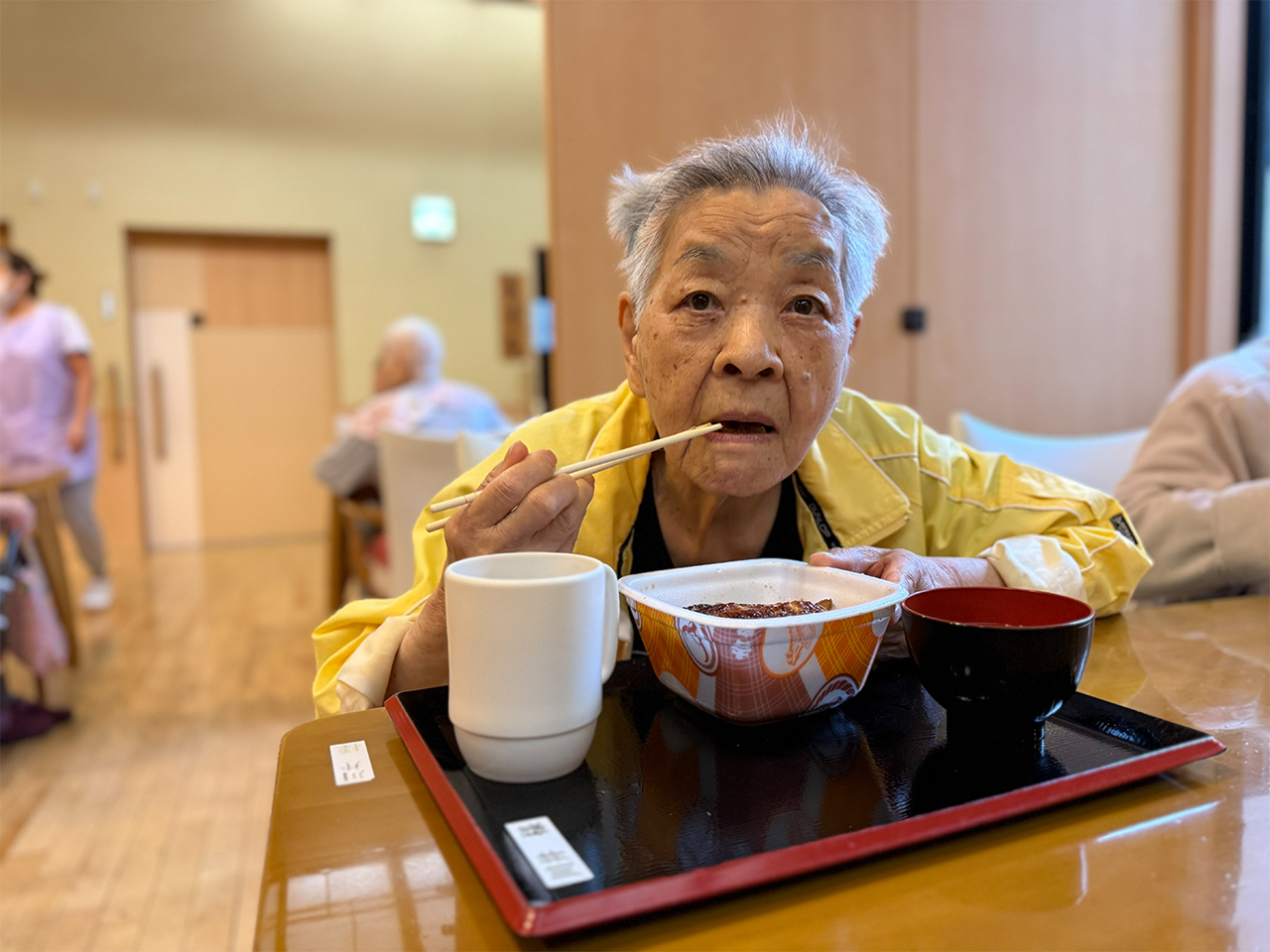 毎年恒例！スイカ割り大会を開催しました