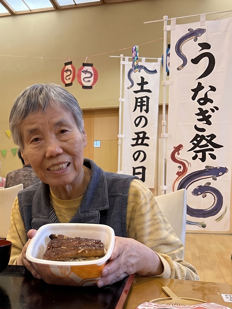 毎年恒例！スイカ割り大会を開催しました