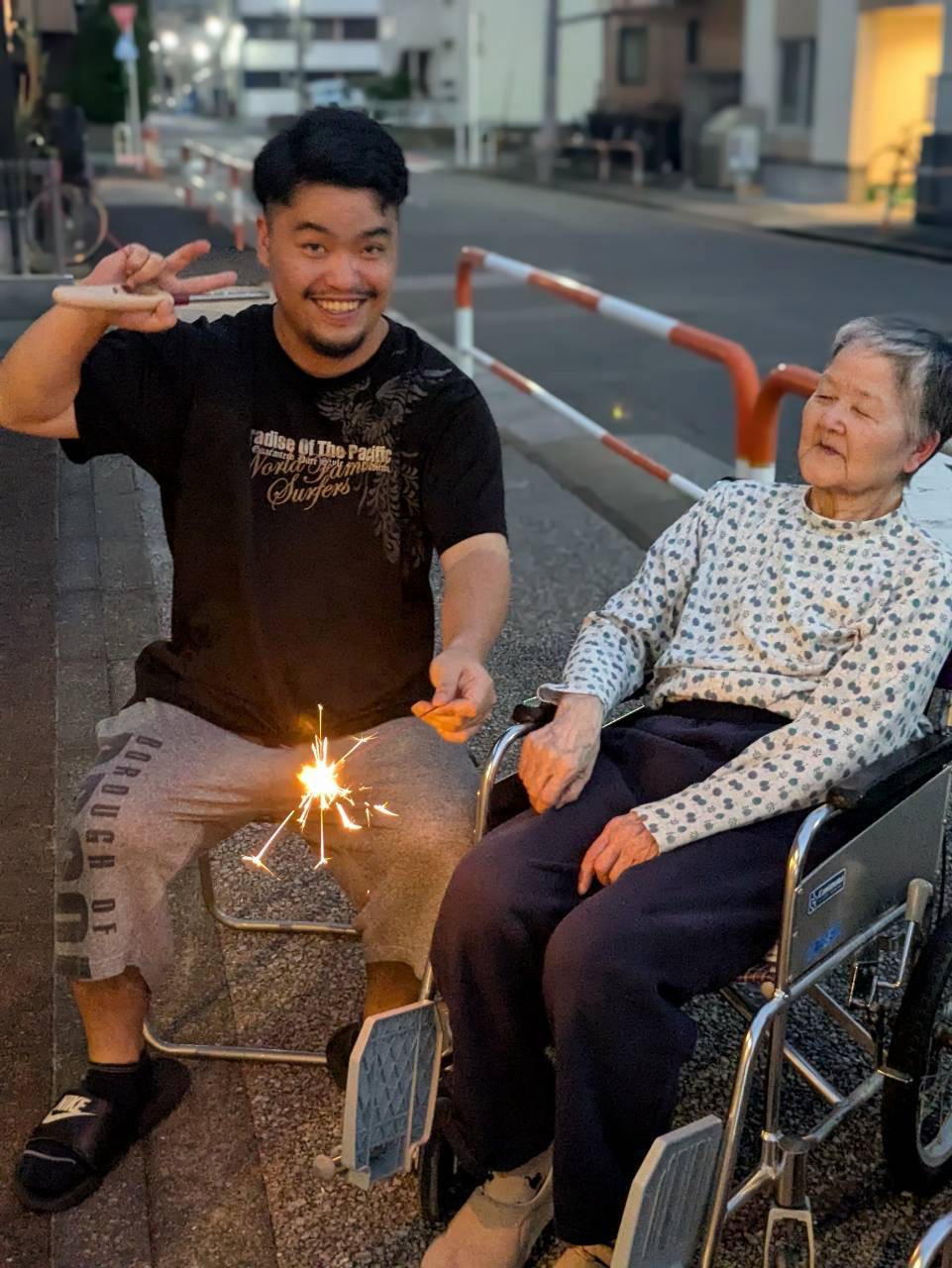 夏の思い出いっぱい！お誕生日会＆手持ち花火